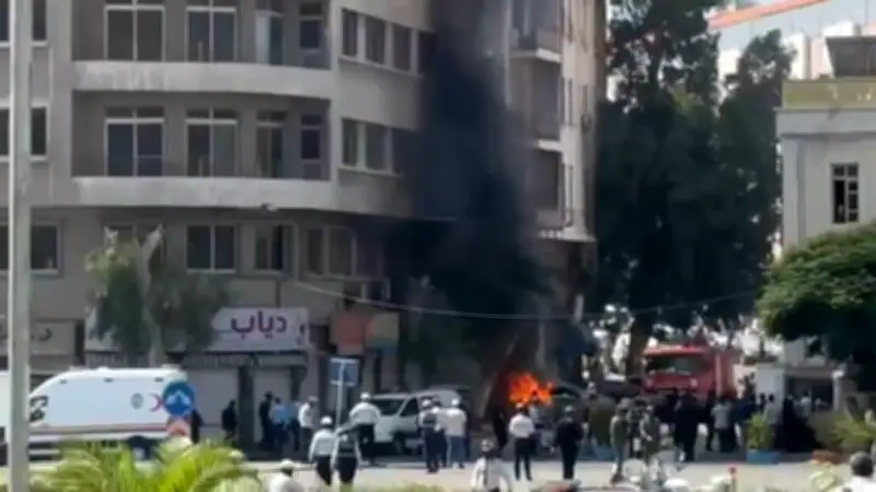Explosões em Damasco durante visita de Macron deixam 18 feridos