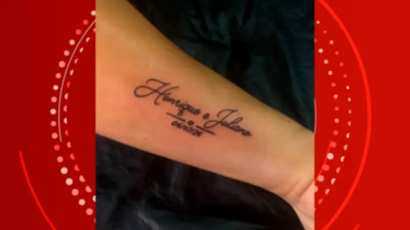 Fã tatuou nome de Henrique & Juliano horas antes de show ser cancelado