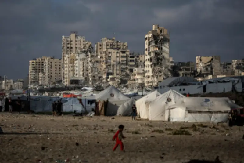Gaza: corpos sob escombros e crianças mordidas por ratos 9 meses após cessar-fogo