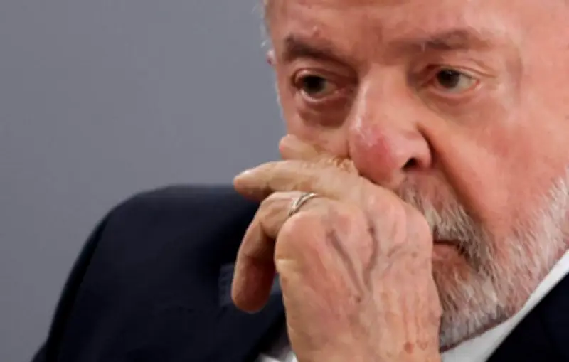 Governo Lula acusa Flávio Bolsonaro de traição após audiência nos EUA sobre tarifas