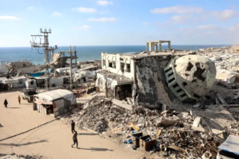 Hamas abdica de governar Gaza, mas rejeita desarmamento, diz Guga Chacra