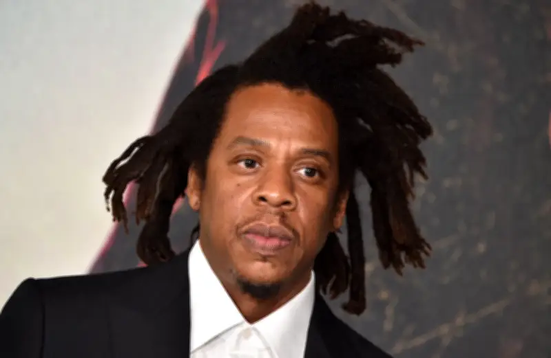 Jay-Z libera faixas bônus do álbum 4:44 em streaming após 9 anos