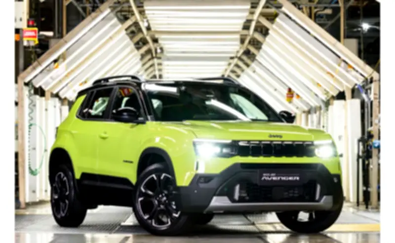 Jeep Avenger híbrido leve inicia produção no Rio de Janeiro