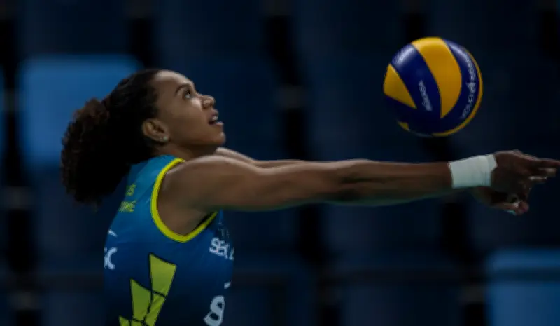 Juciely Barreto, do vôlei, é embaixadora do Intercolegial e exalta esporte escolar