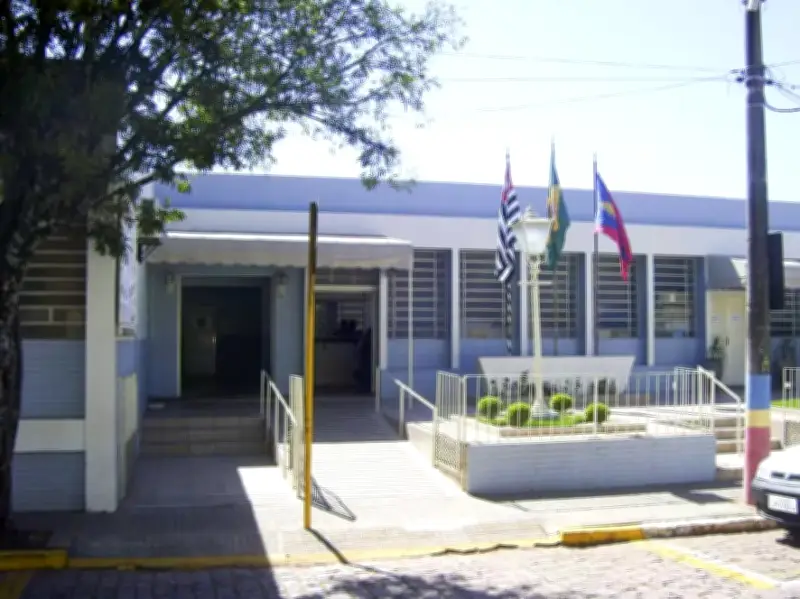Justiça determina adequações de segurança e acessibilidade em escolas de Piraju