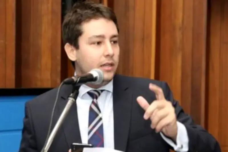Justiça manda deputado João Henrique Catan retirar vídeo com IA