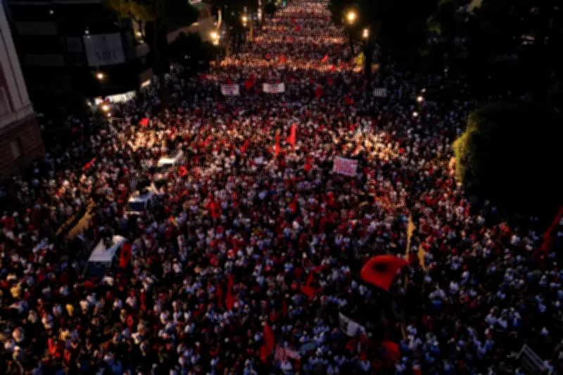 Maior protesto na Albânia contra resort de Trump atrai milhares em Tirana