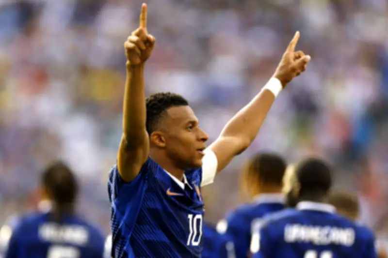 Mbappé minimiza perseguição a Messi e foca em bicampeonato mundial