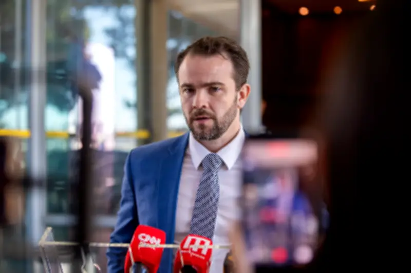 Ministro reage a sanções dos EUA por ligação com PCC