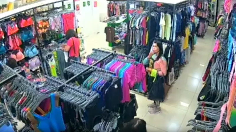 Mulher furta camisolas de R$ 20 em loja de Patos de Minas e é presa
