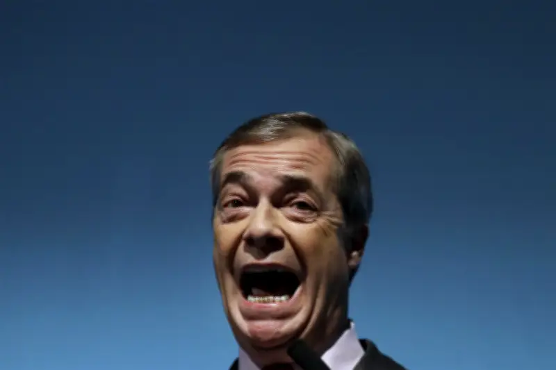 Nigel Farage renuncia ao cargo no Parlamento do Reino Unido