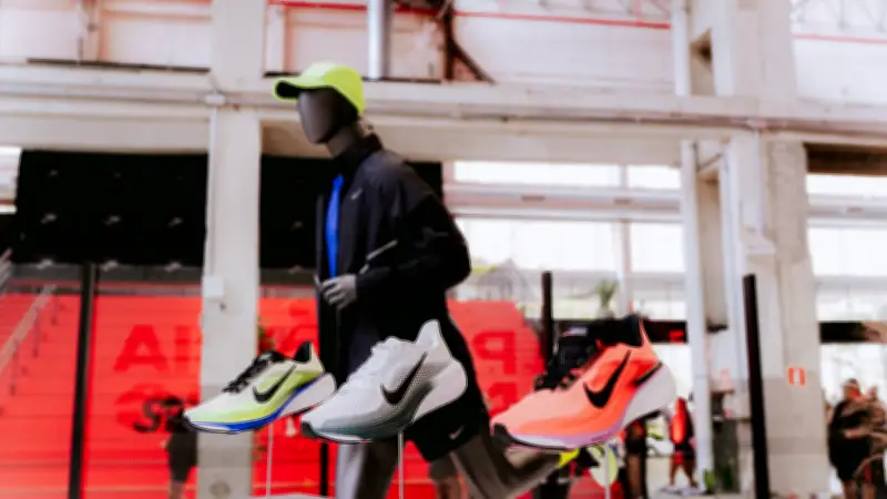 Nike enfrenta crise com queda na China e erros estratégicos