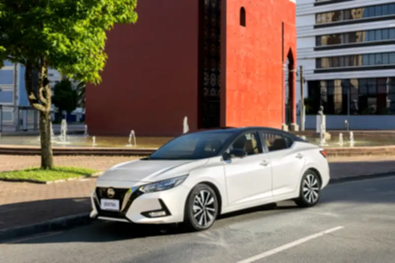 Nissan Sentra deixa de ser vendido no Brasil após baixas vendas