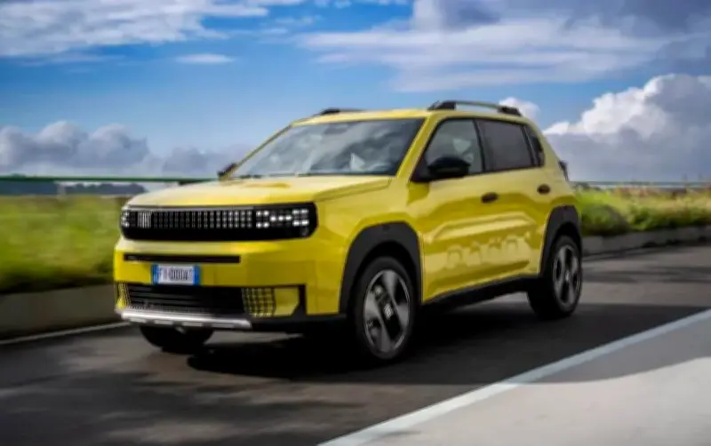 Novo Fiat Argo X: hatch baseado no Grande Panda chega em 2025
