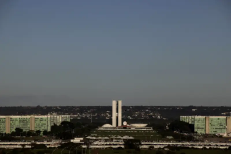 PF acha indícios de que orçamento secreto continuou após decisão do STF