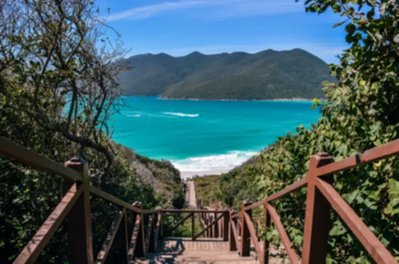 Pontal do Atalaia é eleita uma das 50 melhores praias do planeta