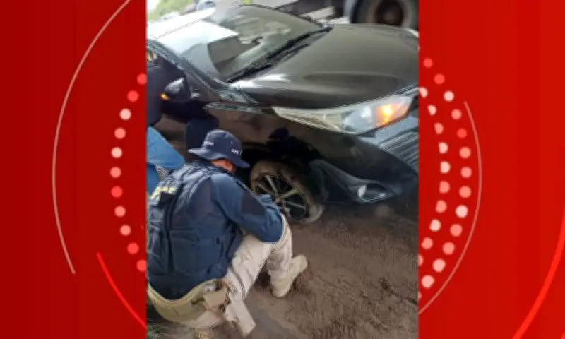 PRF escolta gestante em trabalho de parto após pneu furar na BR-324