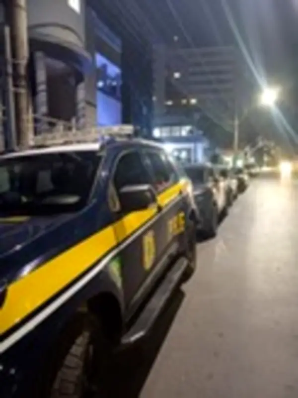 PRF escolta grávida em trabalho de parto até hospital em Montes Claros