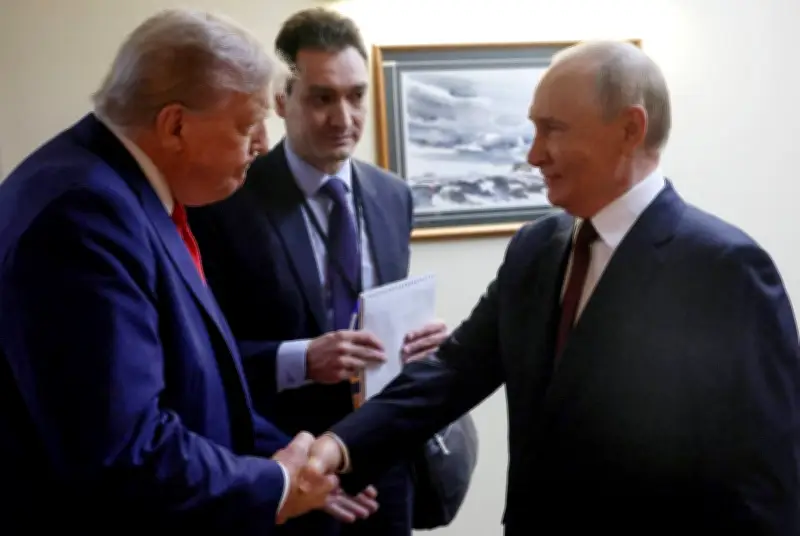 Putin e Trump discutem guerra na Ucrânia e cúpula da Otan em ligação de 85 minutos