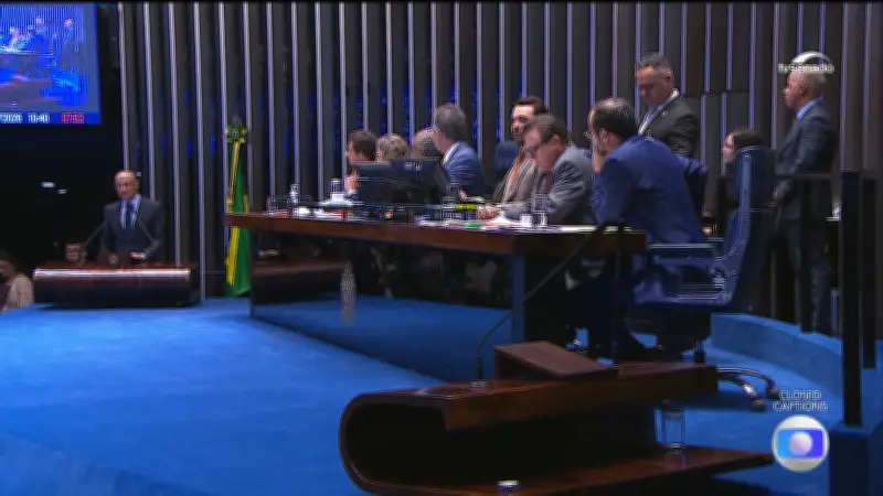 Senado debate fim da escala 6x1 com jornada de 40 horas