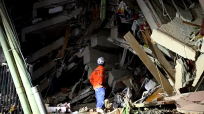 Sobrevivência sob escombros: fatores que salvam vidas em terremotos