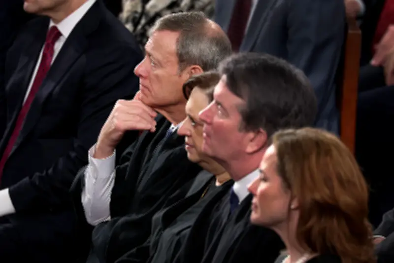 Suprema Corte amplia poder de Trump e dificulta oposição