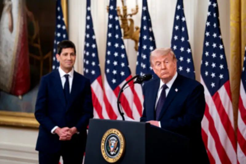 Trump diz que Warsh enfrenta Fed 'um pouco hostil' após dado fraco de emprego