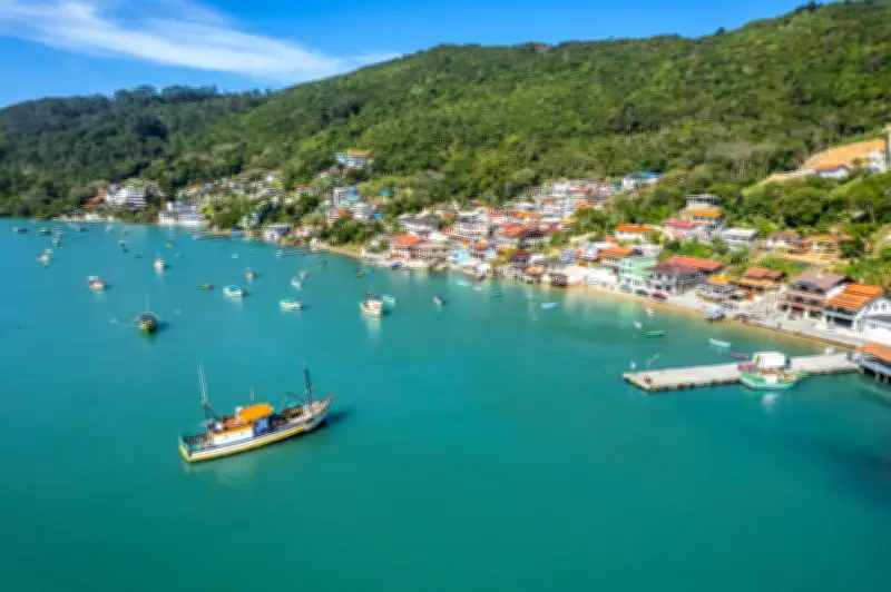 Vila do Araçá, em Porto Belo, é finalista do selo Melhores Vilas Turísticas da ONU