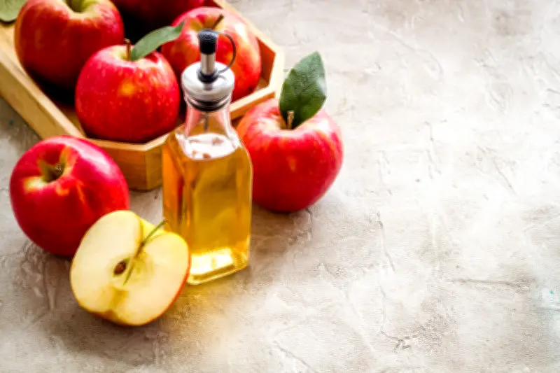 Vinagre de maçã diluído em água: benefícios e como consumir