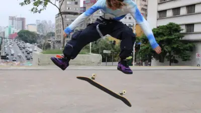 Brasileiro do skate à moda internacional: George Esteve desafia colecionadores