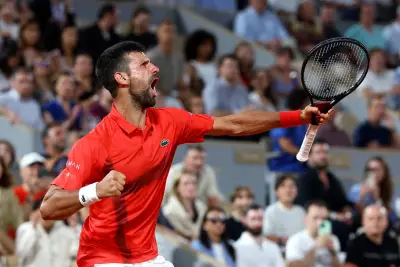 Djokovic vence Safiullin e chega a 106 vitórias em Wimbledon