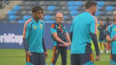 Espanha e Áustria decidem vaga nas oitavas da Copa nesta quinta