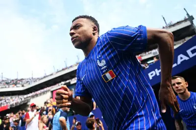 Fifa condena falas racistas de senadora paraguaia sobre Mbappé