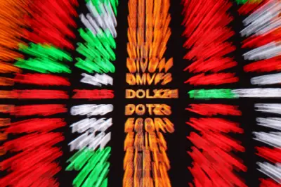Ibovespa sobe 0,45% na semana; dólar futuro tem 3ª alta consecutiva