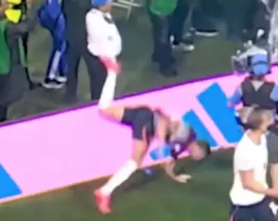 Jordan Henderson fora da Copa do Mundo 2026 após lesão no pulso