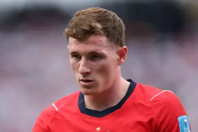 Manchester City perto de contratar Elliot Anderson por valor recorde
