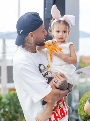 Neymar homenageia filha Helena em aniversário de 2 anos