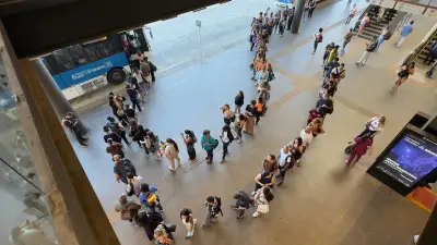 Ônibus voltam a circular no Rio após acordo com rodoviários