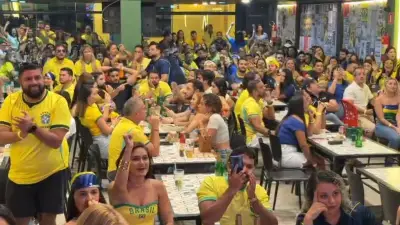 Piauienses celebram gol de Neymar antes de eliminação do Brasil