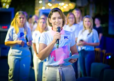 PL Mulher publica foto com Michelle após saída da presidência