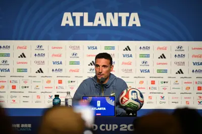 Scaloni exalta Messi após virada sobre Egito na Copa: 'Me arrepia'