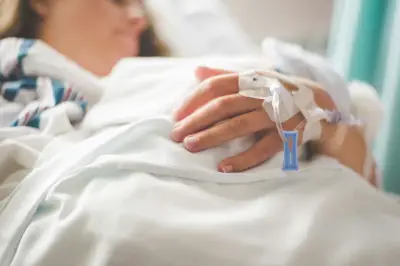 Surto de gastroenterite afeta 18 estados nos EUA; CDC investiga