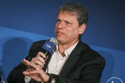 Vitória de Tarcísio em SP pode enfraquecer campanha de Lula