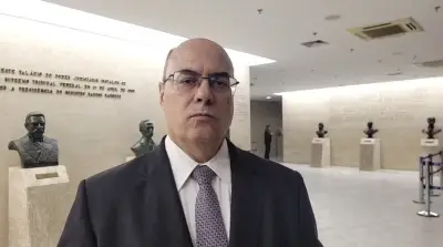 Witzel pede doação para campanha via WhatsApp