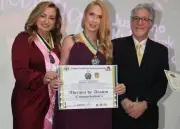 Adriana de Araújo recebe título de Comendadora e reforça luta pela inclusão