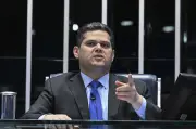 Alcolumbre defende fim de transição da PEC que acaba com escala 6x1