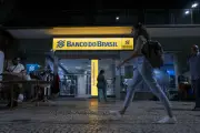 Banco do Brasil fecha contrato de R$ 2,3 bi com os Correios