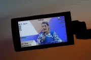 Bolsonaro evita falar em nova era na Caixa na posse de Daniella Marques