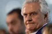 Caiado silencia após MP investigar uso excessivo de escolta