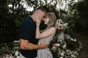 Casamento de Taylor Swift vira febre de marketing com marcas pegando carona